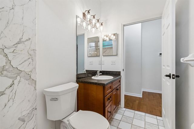 5306 WATERLEAF COURT, Valrico, FL 33596