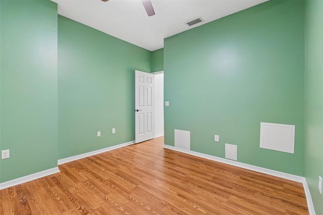 5306 WATERLEAF COURT, Valrico, FL 33596