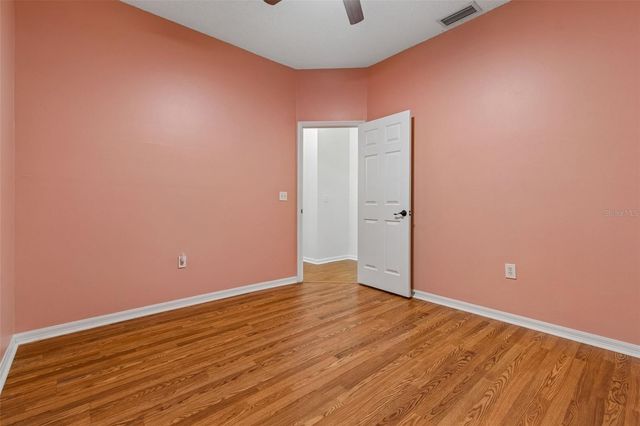 5306 WATERLEAF COURT, Valrico, FL 33596
