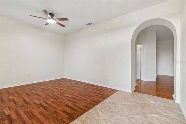 5306 WATERLEAF COURT, Valrico, FL 33596