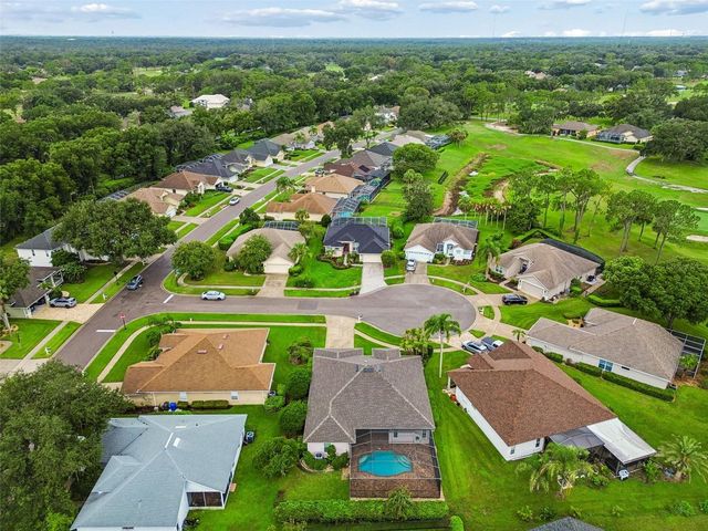 5306 WATERLEAF COURT, Valrico, FL 33596