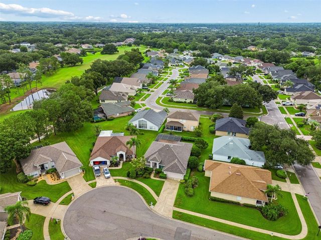5306 WATERLEAF COURT, Valrico, FL 33596