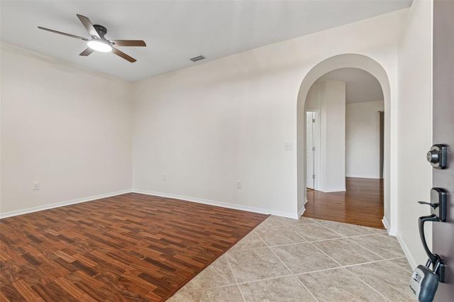 5306 WATERLEAF COURT, Valrico, FL 33596
