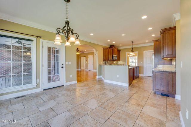 140 Sugarcane Lane, Blountville, TN 37617