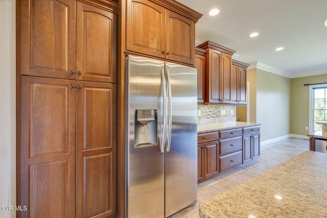 140 Sugarcane Lane, Blountville, TN 37617