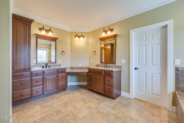 140 Sugarcane Lane, Blountville, TN 37617