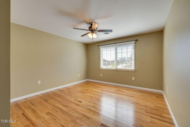 140 Sugarcane Lane, Blountville, TN 37617