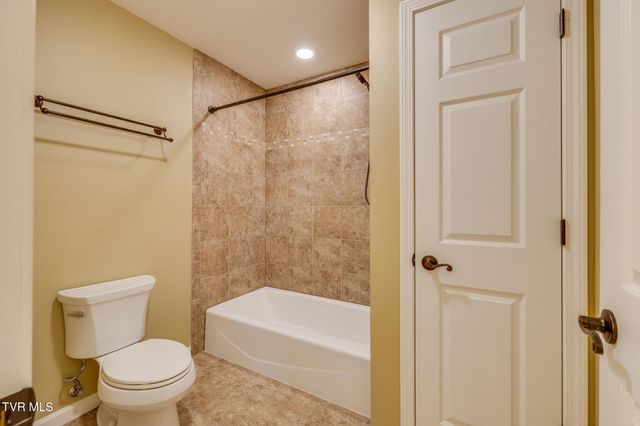 140 Sugarcane Lane, Blountville, TN 37617