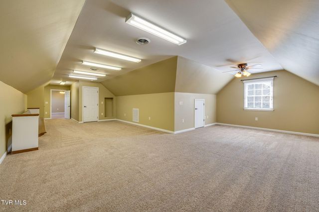 140 Sugarcane Lane, Blountville, TN 37617