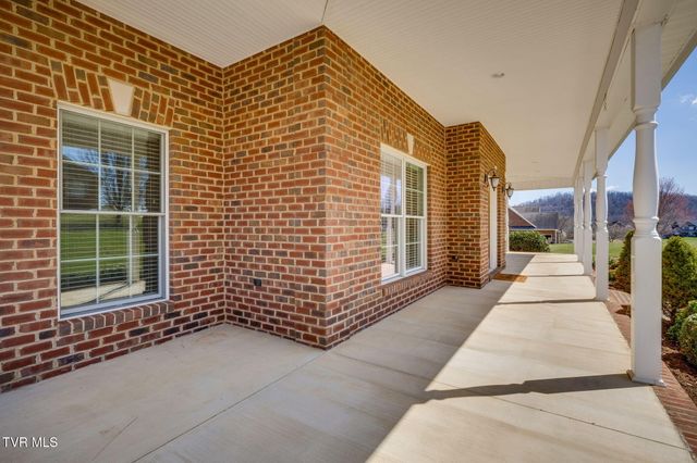 140 Sugarcane Lane, Blountville, TN 37617