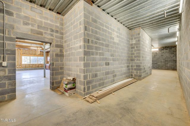 140 Sugarcane Lane, Blountville, TN 37617