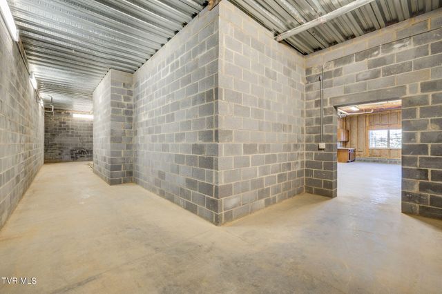 140 Sugarcane Lane, Blountville, TN 37617