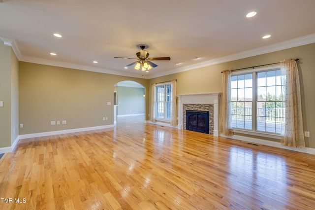 140 Sugarcane Lane, Blountville, TN 37617