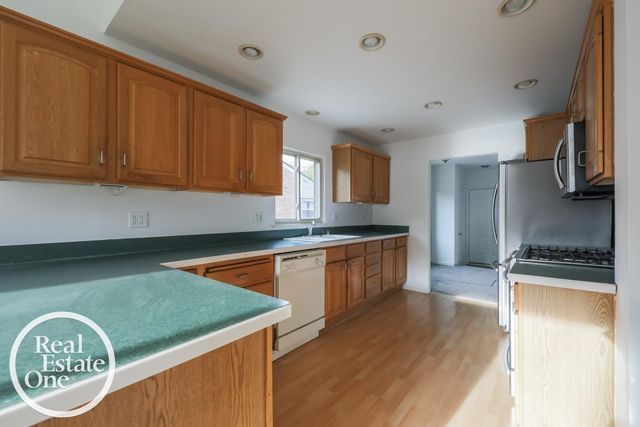 23028 Sanders Street, Saint Clair Shores, MI 48080