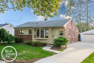 23028 Sanders Street, Saint Clair Shores, MI 48080
