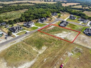 208 Avery Lane, Gunter, TX 75058