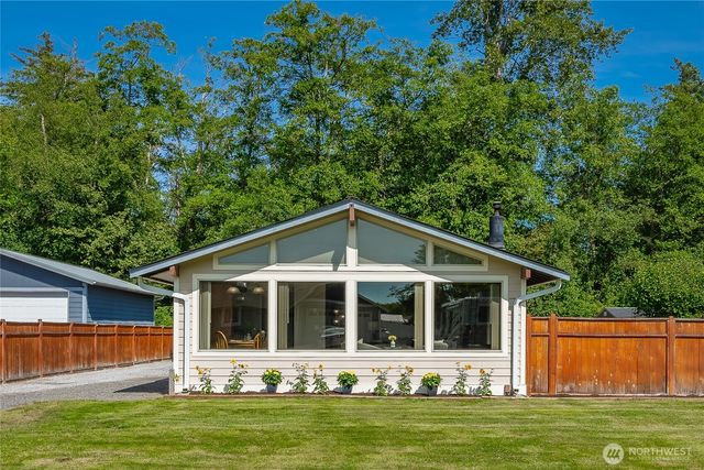 8380 Grouse Crescent Drive, Blaine, WA 98230