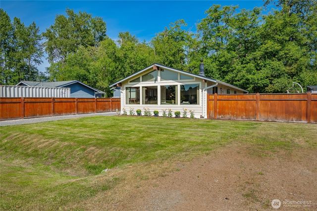 8380 Grouse Crescent Drive, Blaine, WA 98230