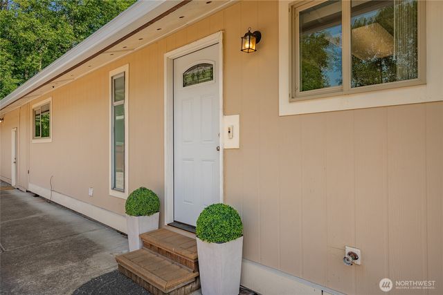8380 Grouse Crescent Drive, Blaine, WA 98230
