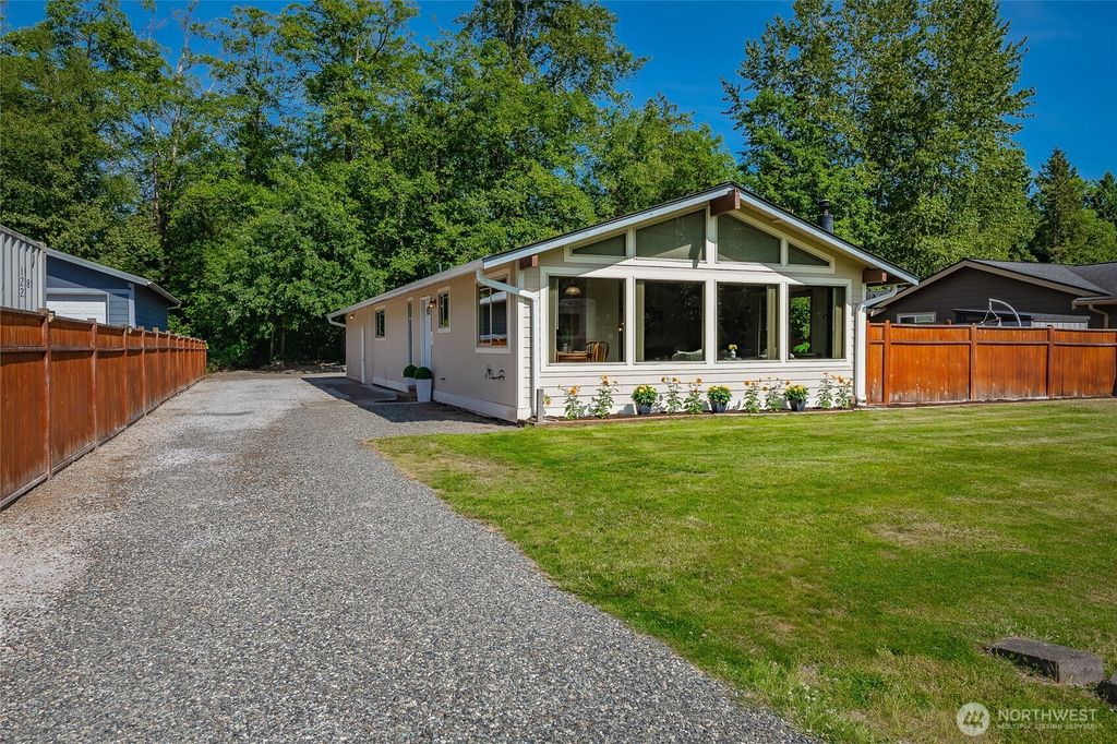 8380 Grouse Crescent Drive, Blaine, WA 98230