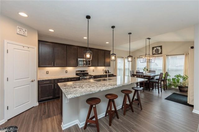 2488 Carlene Avenue SW, Massillon, OH 44647