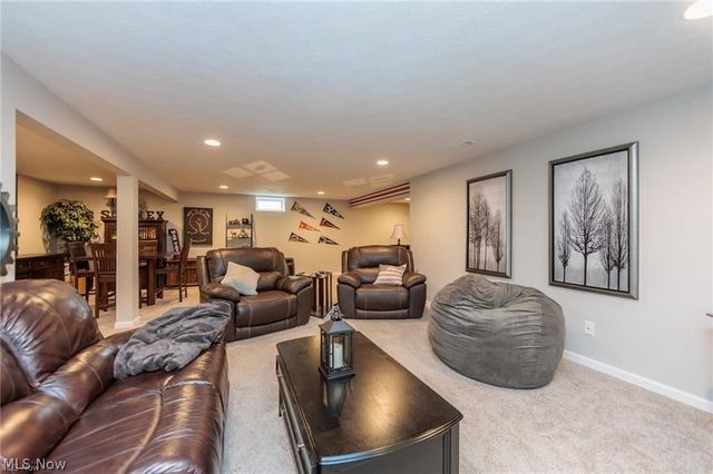 2488 Carlene Avenue SW, Massillon, OH 44647