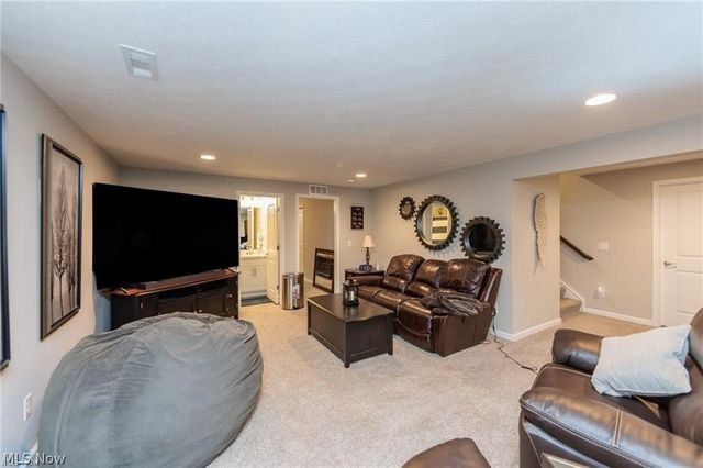 2488 Carlene Avenue SW, Massillon, OH 44647