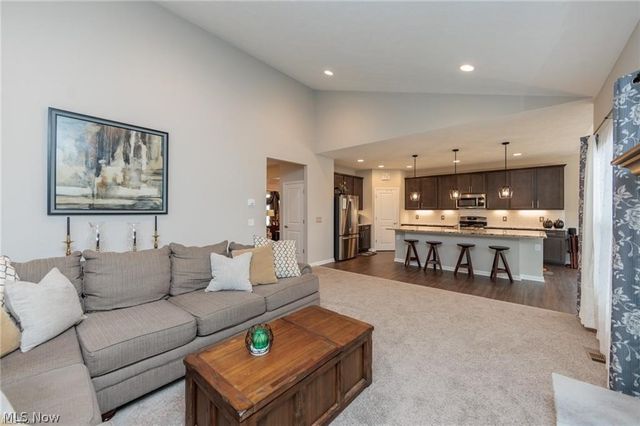 2488 Carlene Avenue SW, Massillon, OH 44647