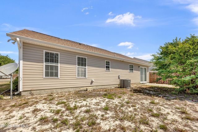 508 Brewster Lane, Wilmington, NC 28412