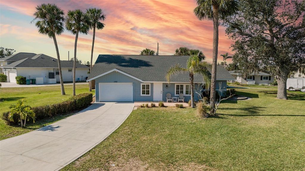 2901 PALM DRIVE, Punta Gorda, FL 33950