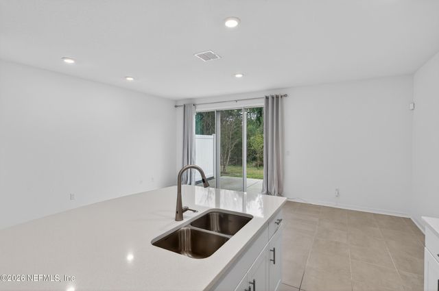 292 ANNIES Place, Jacksonville, FL 32218