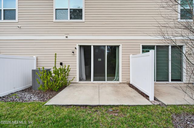 292 ANNIES Place, Jacksonville, FL 32218