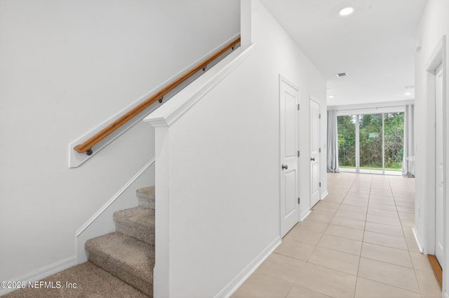 292 ANNIES Place, Jacksonville, FL 32218