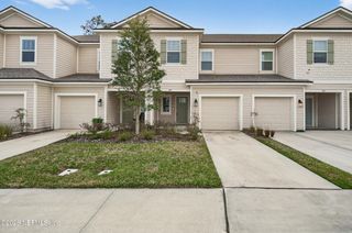 292 ANNIES Place, Jacksonville, FL 32218