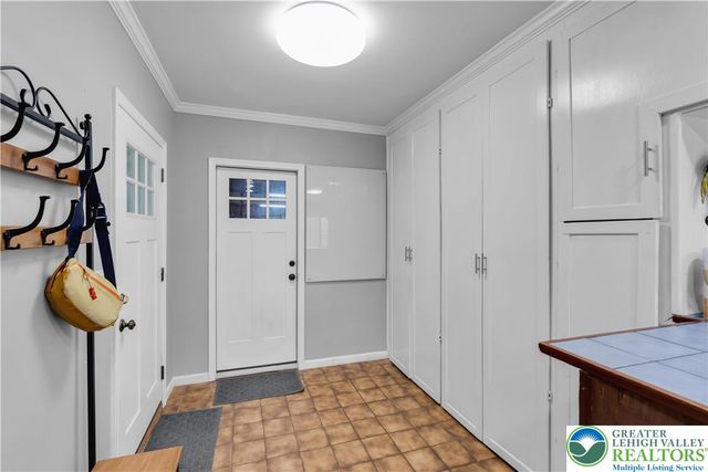 2242 Church Road, Salisbury Twp, PA 18015