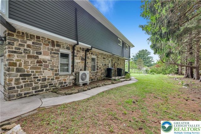 2242 Church Road, Salisbury Twp, PA 18015