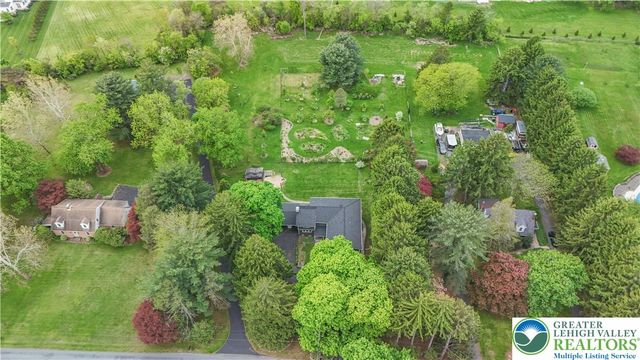 2242 Church Road, Salisbury Twp, PA 18015