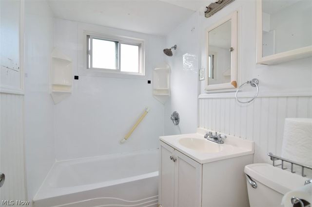 8115 Liberty Avenue, Parma, OH 44129