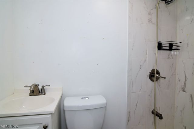 8115 Liberty Avenue, Parma, OH 44129
