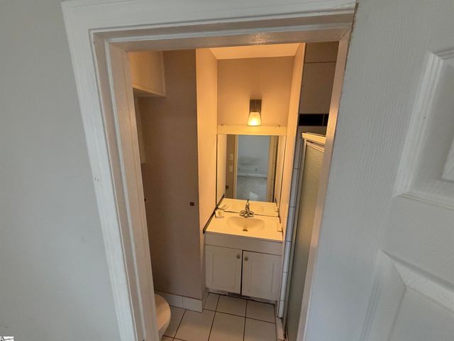 107 Looneybrook Drive, Fountain Inn, SC 29644