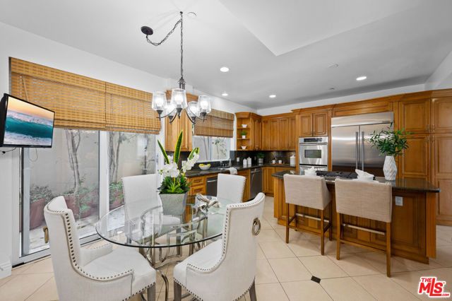 10935 Missouri Avenue B, Los Angeles, CA 90025