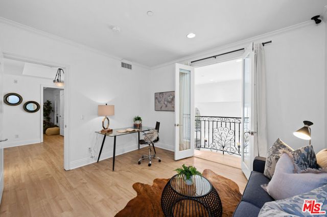 10935 Missouri Avenue B, Los Angeles, CA 90025