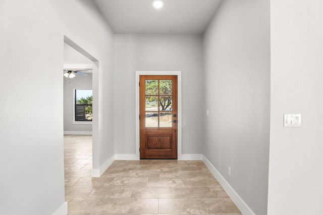 1615 Rocky Ridge Loop, Canyon Lake, TX 78133