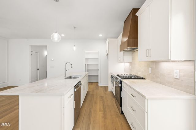 726 Powell Drive, Raleigh, NC 27606