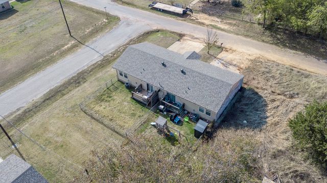 309-311 Lilac Drive, Granbury, TX 76049