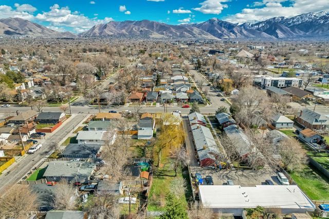 2006 S 300 E, Salt Lake City, UT 84115