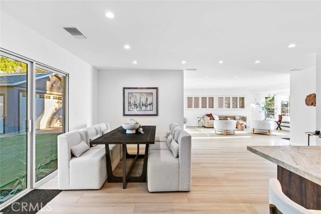 8372 Outland View Drive, Sun Valley (los Angeles), CA 91352