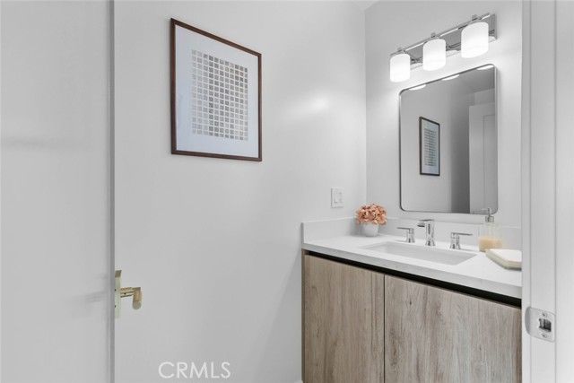 8372 Outland View Drive, Sun Valley (los Angeles), CA 91352