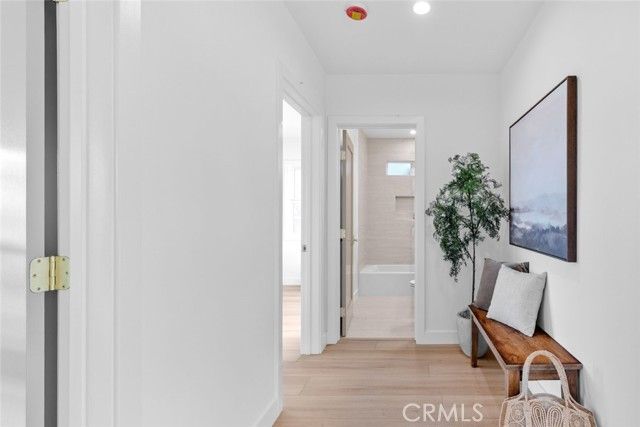 8372 Outland View Drive, Sun Valley (los Angeles), CA 91352