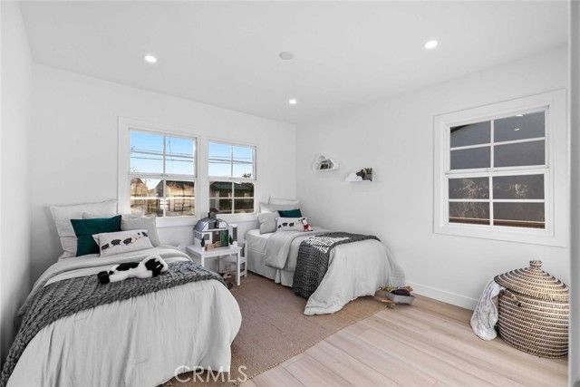 8372 Outland View Drive, Sun Valley (los Angeles), CA 91352